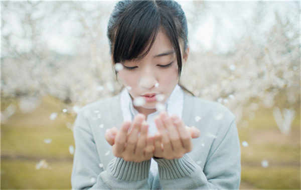施秉怀孕后验血多久可以知道男女(怀孕后多久可以验血检查出来)
